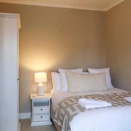 Luxury Living Outside The City Walls - Sleeps Six! Chester Buitenkant foto